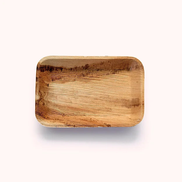 green disposable plates